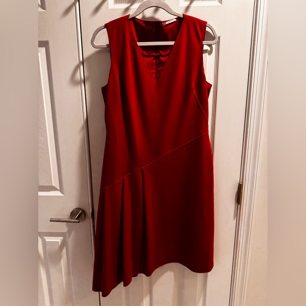Tahari Vivid Red V-Neck Asymmetrical Dress Size 10